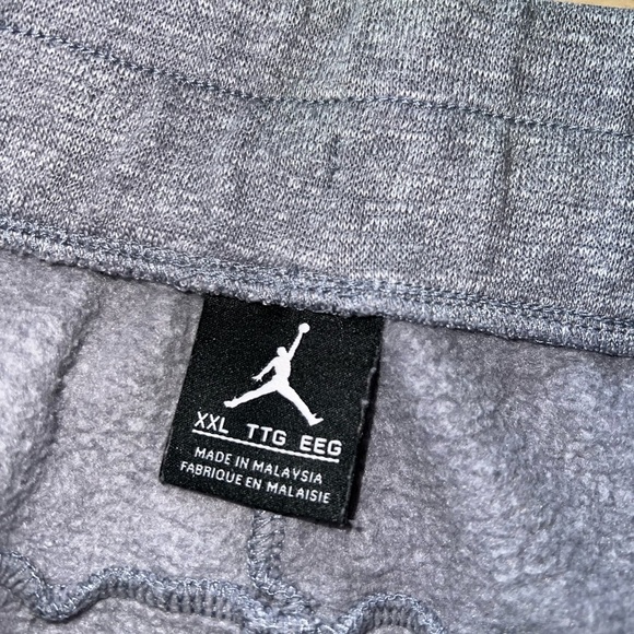 Jordan Gray Drawstring Sweatpants Size XXL - Picture 3 of 5